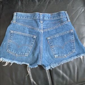 VINTAGE LEVIS SHORTS 501